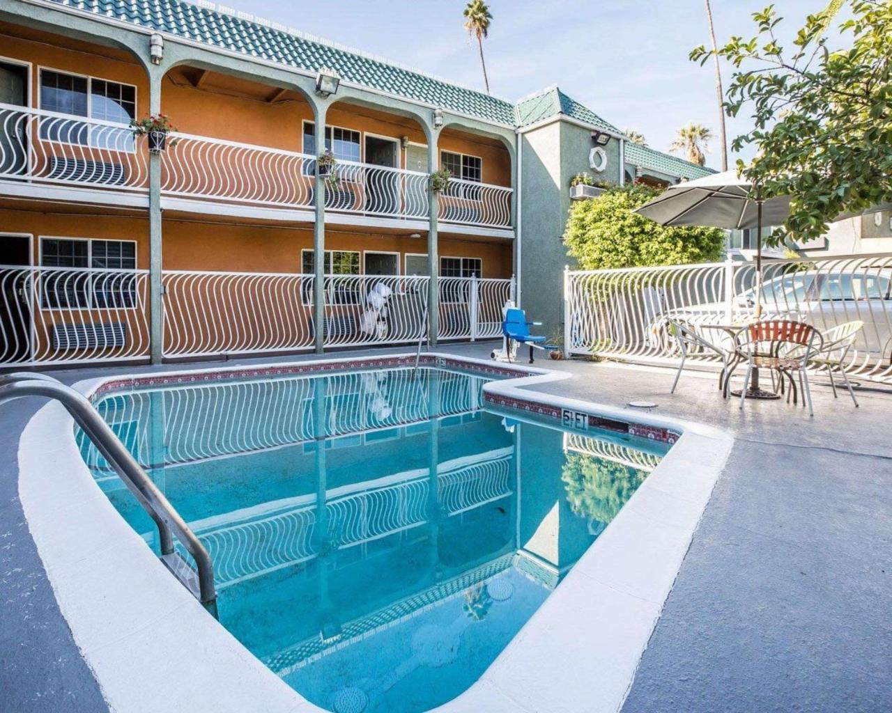 Rodeway Inn Hollywood Los Angeles Eksteriør bilde